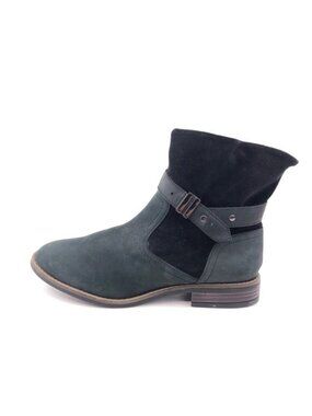 Clarks Camzin Strap Black Leather Ankle Boots 8M